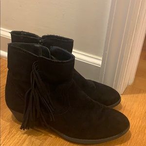 MIA girl black fringe booties